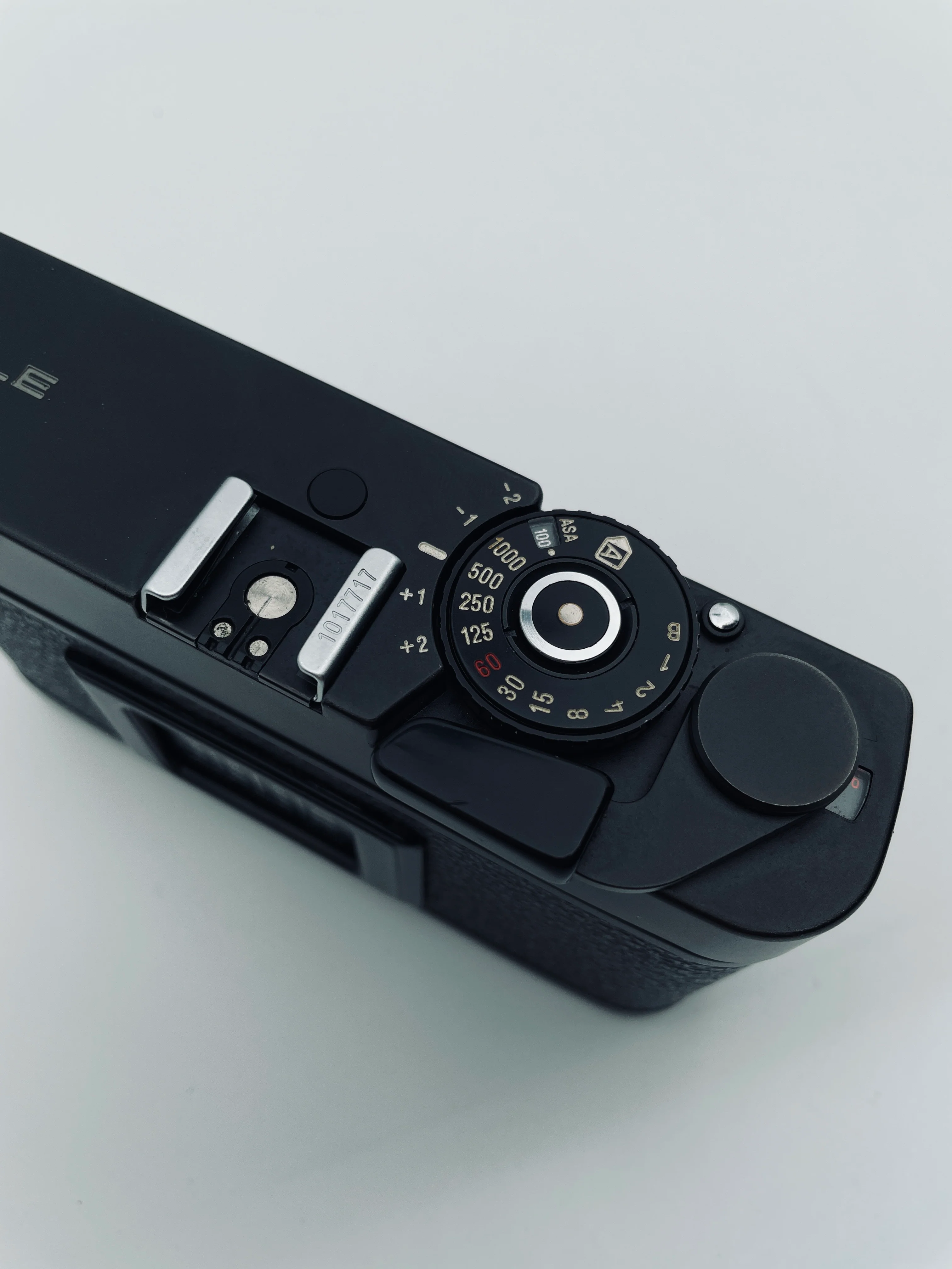 Minolta CLE 35mm rangefinder film camera - Image 4